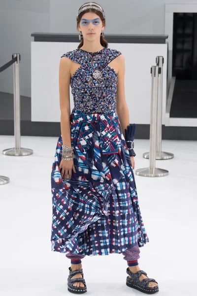 Look 26